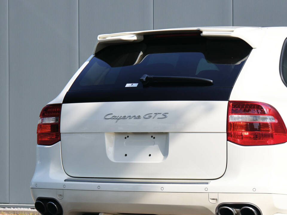 Bild 34/49 von Porsche Cayenne GTS (2009)