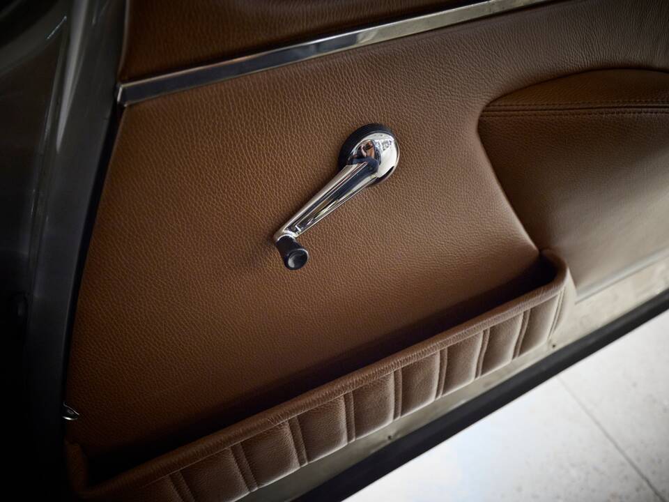 Image 69/92 of Citroën DS 23 Pallas (1975)
