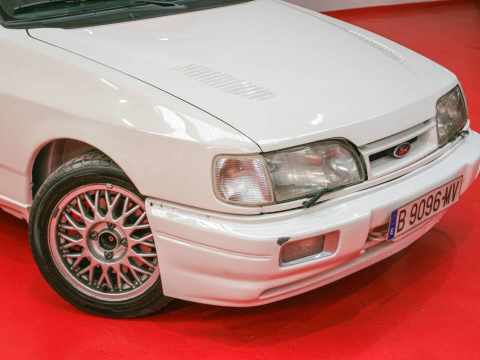 Afbeelding 2/37 van Ford Sierra Cosworth 4x4 (1991)