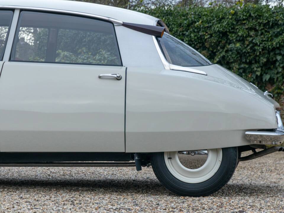 Afbeelding 23/50 van Citroën D Spécial (1971)