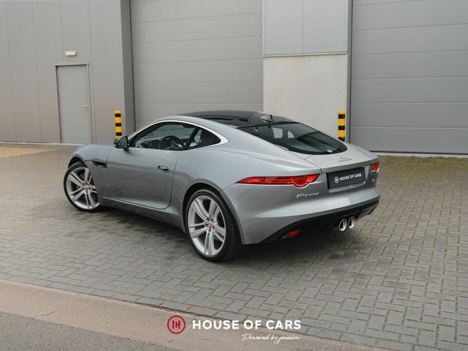 Image 8/47 of Jaguar F-Type S (2015)