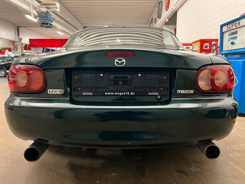 Imagen 12/15 de Mazda MX-5 1.6 (2001)