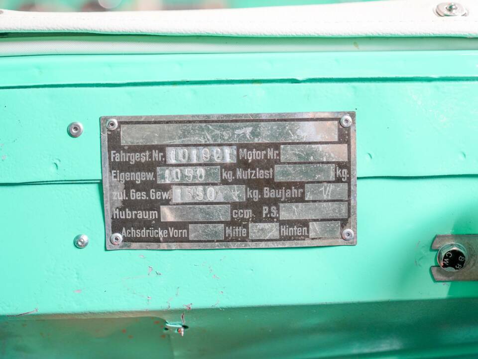 Image 41/42 de Amphicar 770 (1964)