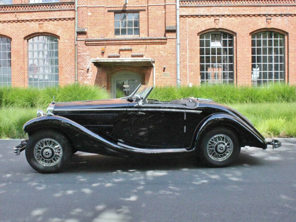 Immagine 5/25 di Mercedes-Benz 290 Roadster (1934)