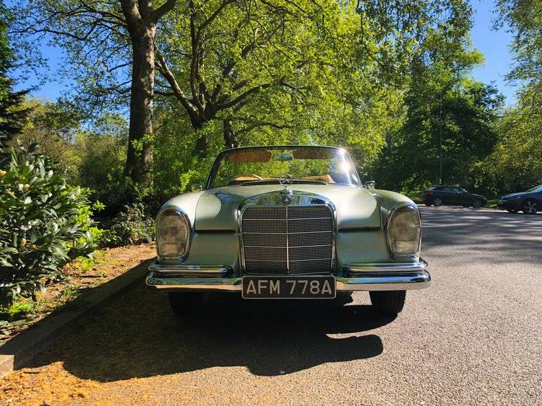 Bild 24/50 von Mercedes-Benz 220 SE b (1963)