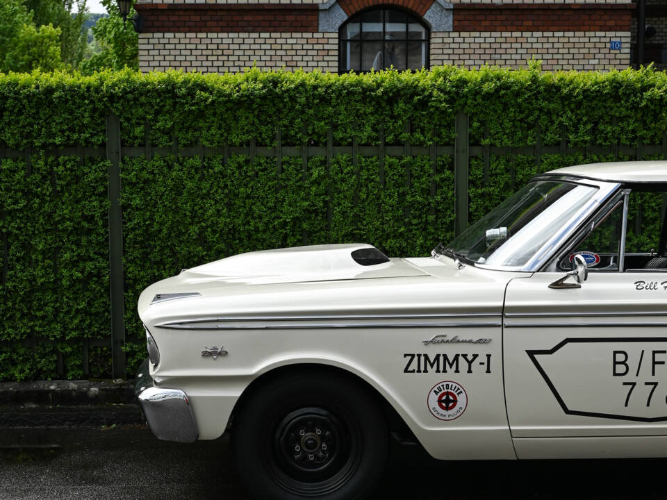 Image 34/70 of Ford Fairlane 500 (1963)