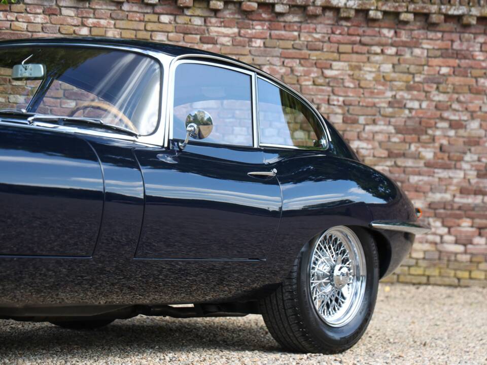 Imagen 39/50 de Jaguar E-Type 4.2 (1964)