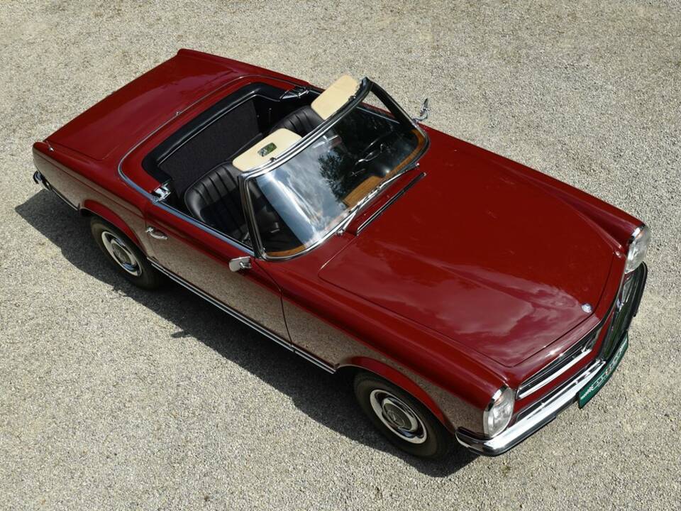 Image 17/45 of Mercedes-Benz 230 SL (1964)