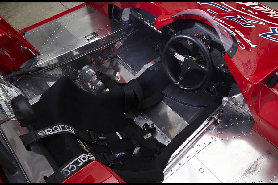 Image 19/39 of Lola T280 (1972)