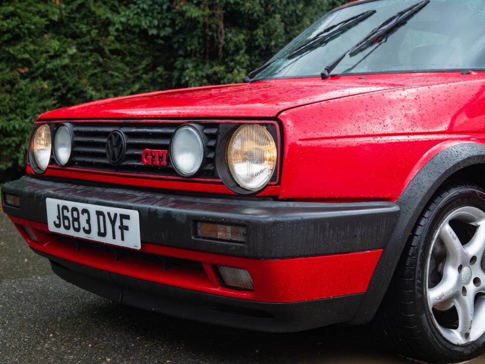 Image 21/50 de Volkswagen Golf III GTI 2.0 (1992)