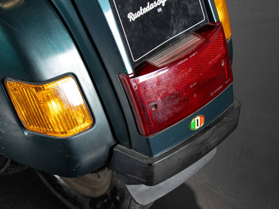 Bild 20/50 von Piaggio DUMMY (1990)