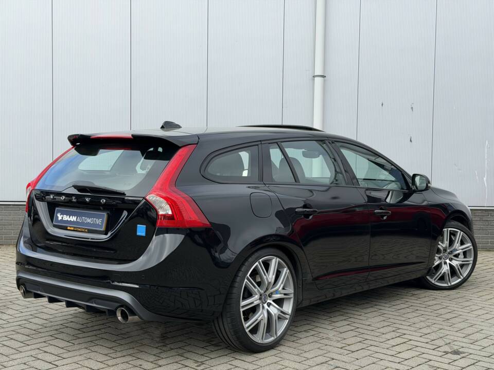 Obraz 11/40 pojazdu Volvo V60 Polestar (2017)