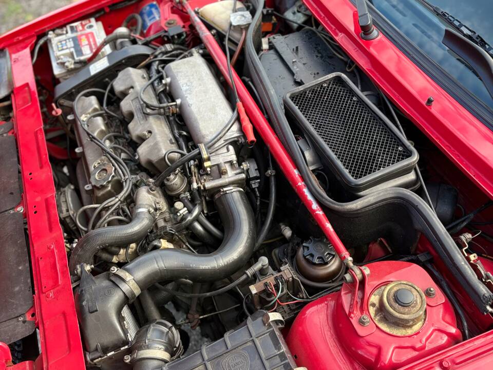 Afbeelding 9/11 van Lancia Delta HF Turbo (1986)