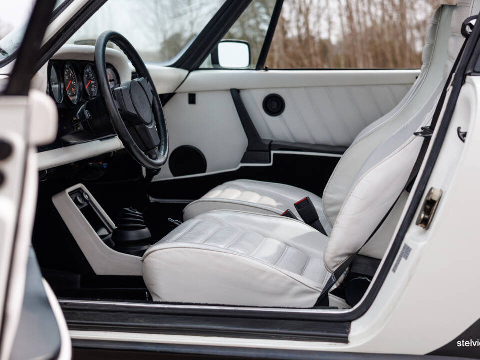Image 31/46 of Porsche 911 Turbo 3.3 (1980)