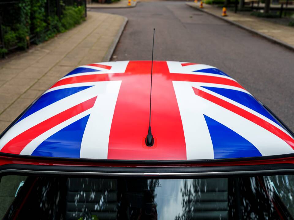 Image 8/28 of Rover Mini "Knightsbridge" (2001)