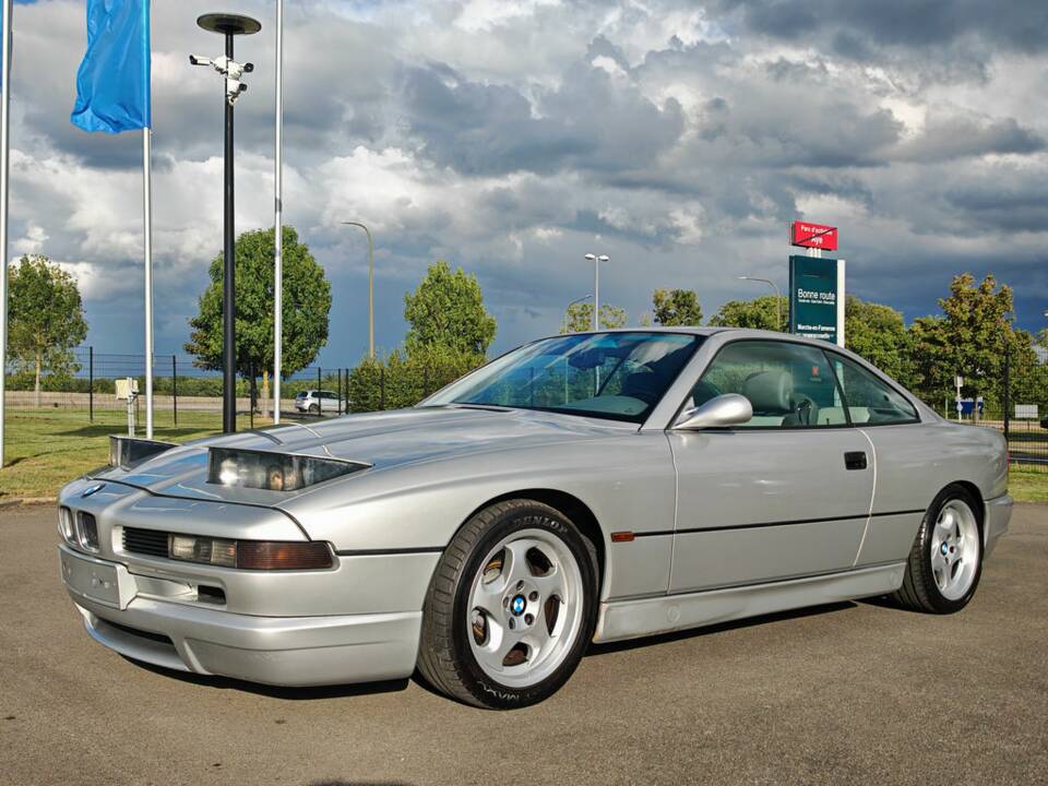 Image 8/8 of BMW 850CSi (1993)