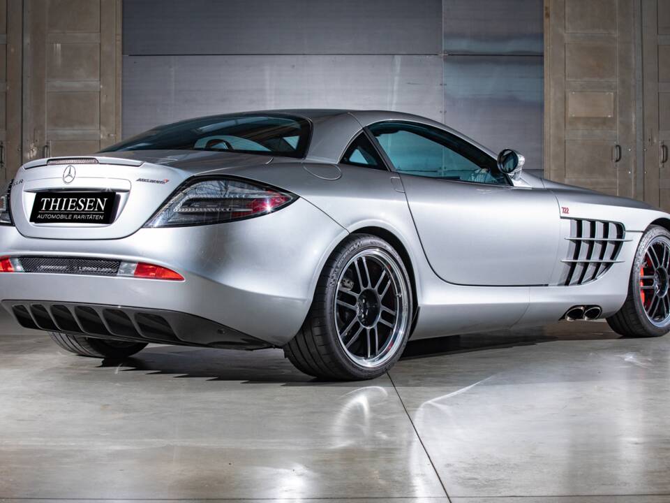 Image 6/25 of Mercedes-Benz SLR McLaren 722 (2006)