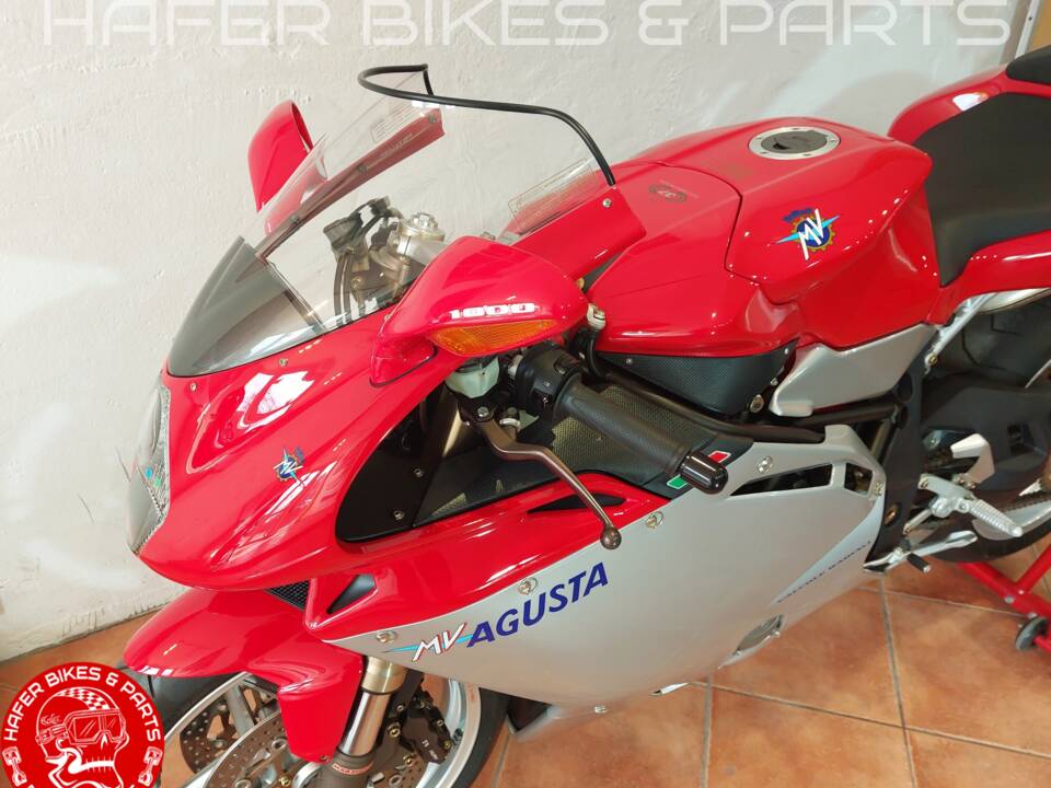 Afbeelding 28/47 van MV Agusta F4 1000 S (2004)