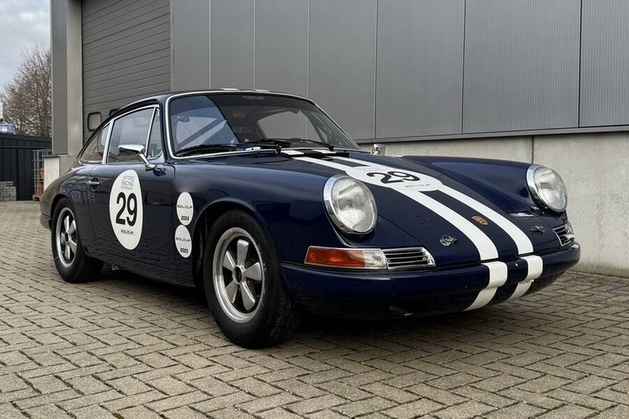 Image 10/50 of Porsche 911 2.0 L (1966)
