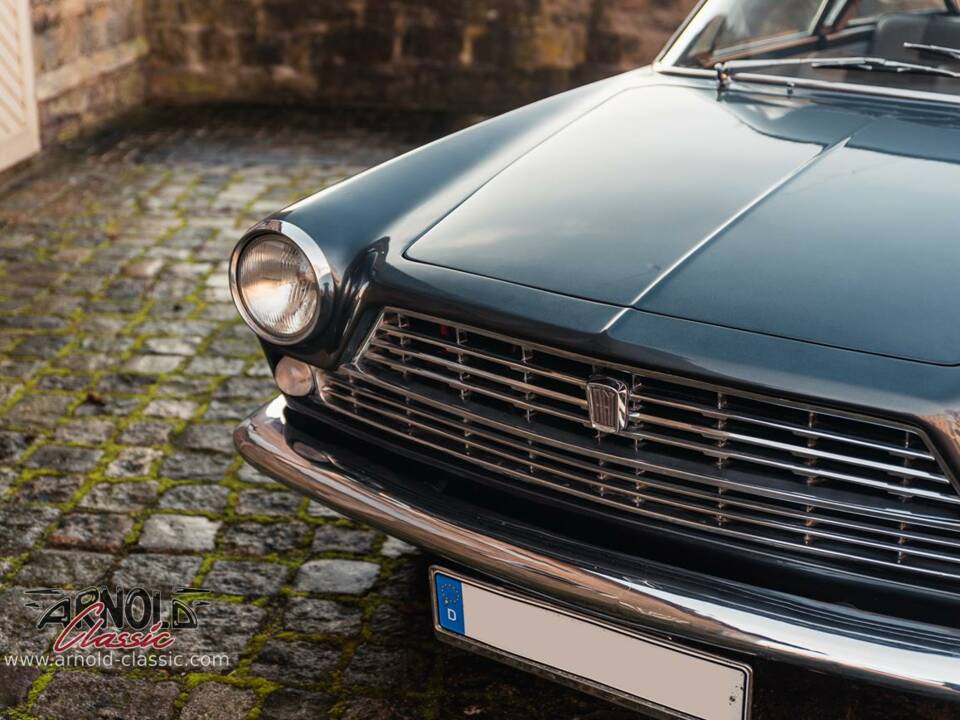 Image 8/45 of FIAT 2300 S Coupe (1963)