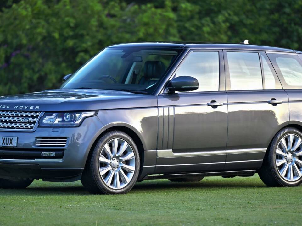 Image 1/50 de Land Rover Range Rover Autobiography SDV8 (2016)