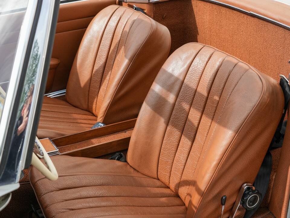 Imagen 3/41 de Mercedes-Benz 280 SL (1971)