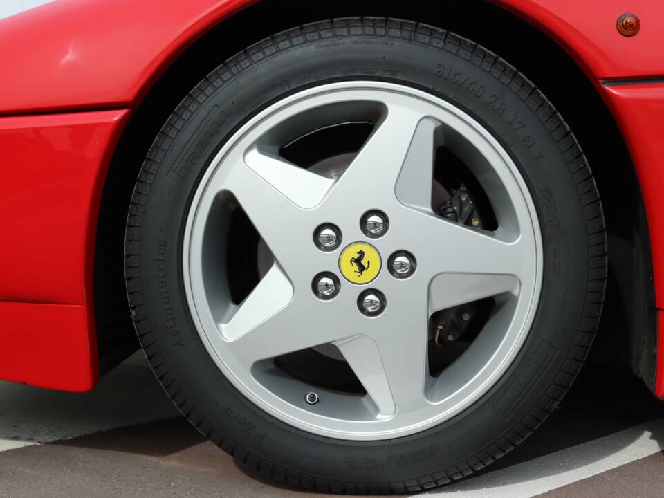 Image 15/43 of Ferrari 348 Spider (1995)