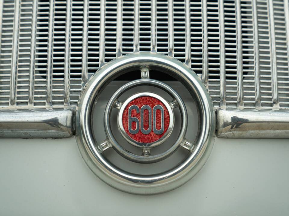 Image 24/50 of FIAT 600 D Multipla (1963)