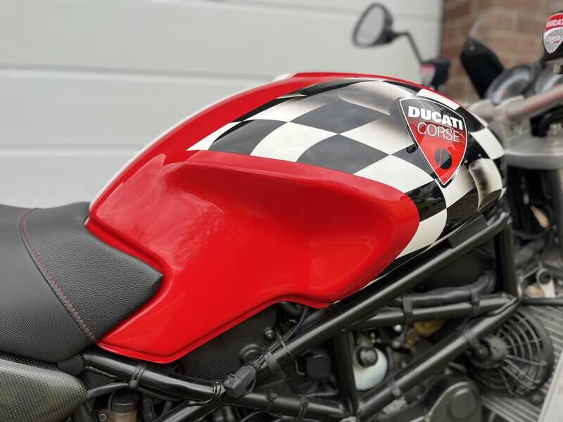 Image 15/22 of Ducati Monster S4R (2004)