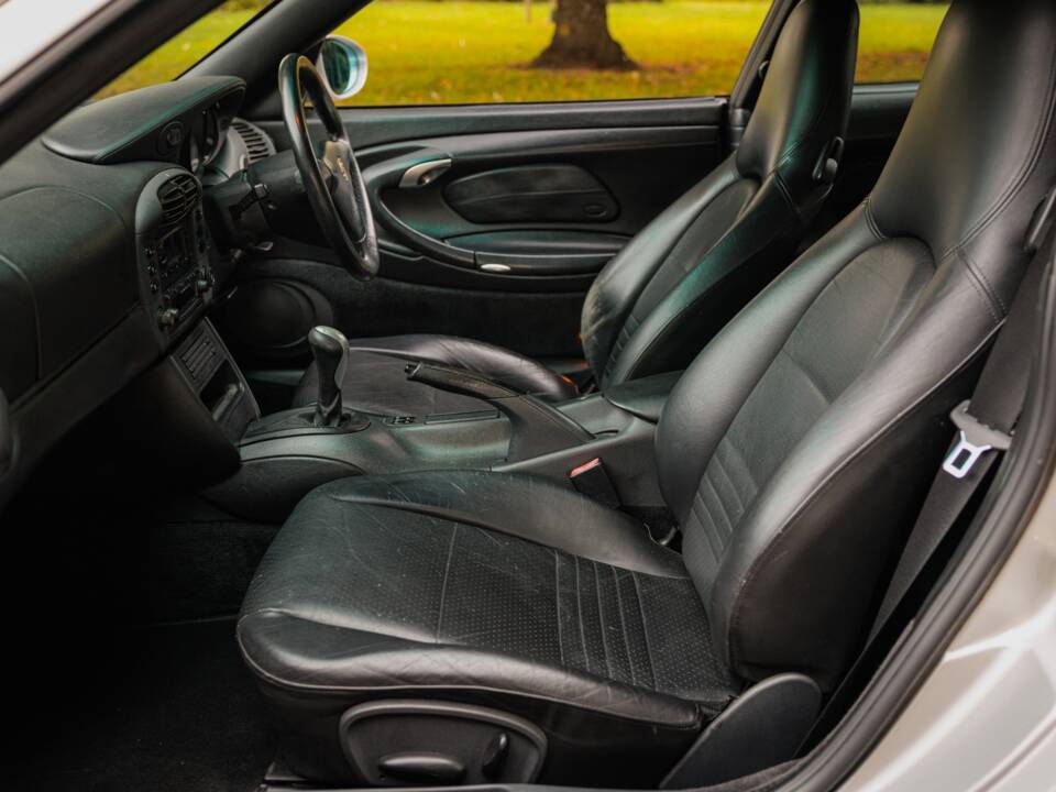 Bild 18/26 von Porsche 911 Carrera 4 (1999)