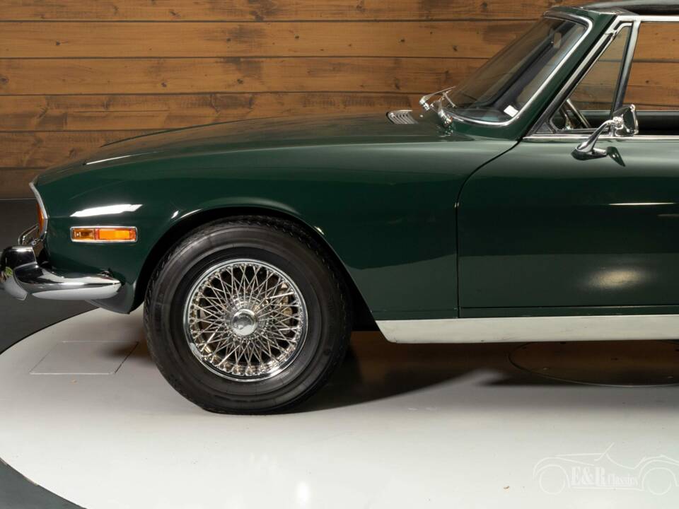 Image 6/8 of Triumph Stag (1971)