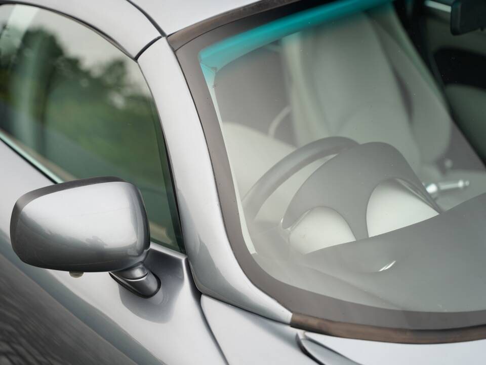 Imagen 39/50 de TVR Tuscan (2003)