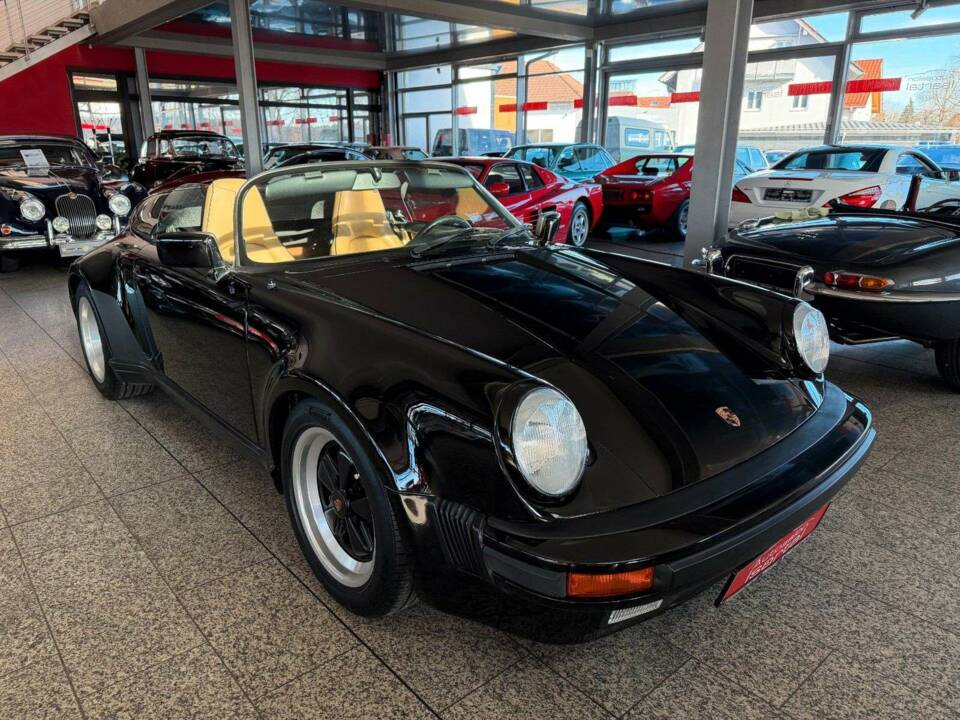 Bild 26/28 von Porsche 911 Carrera 3.2 (1989)