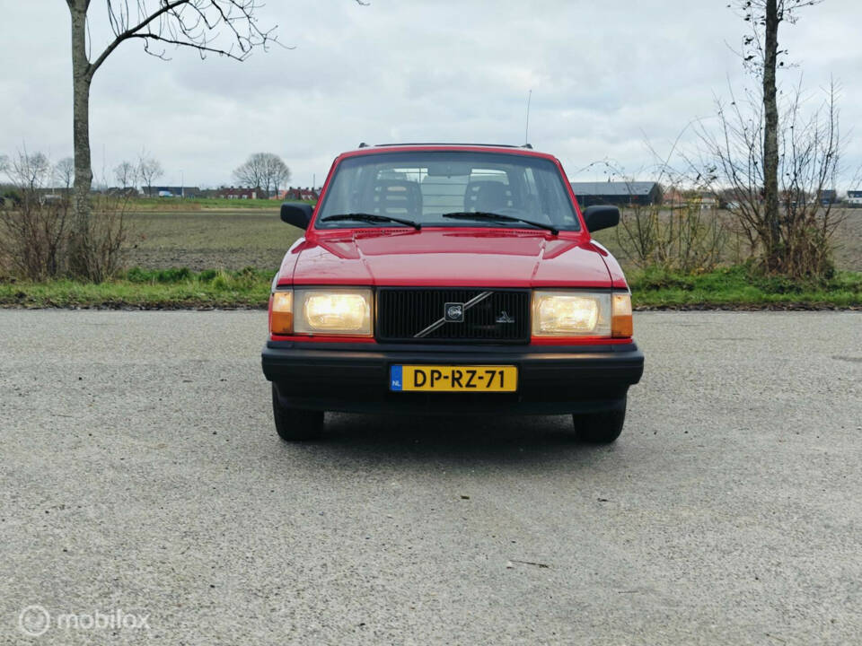 Bild 5/33 von Volvo 245 GL (1992)