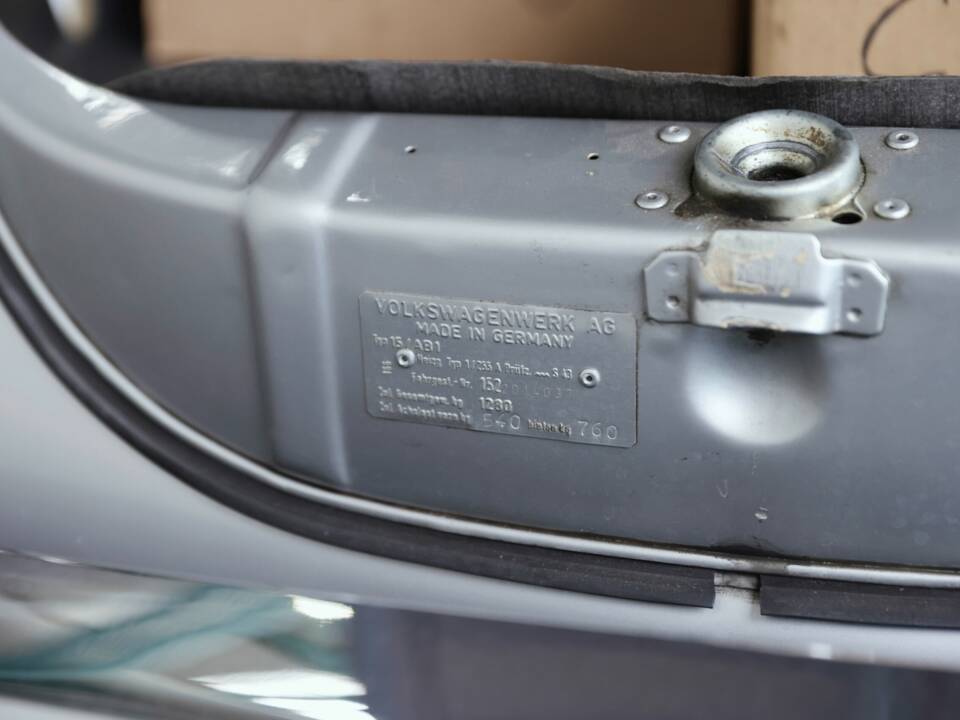 Image 35/37 of Volkswagen Beetle 1302 (1971)