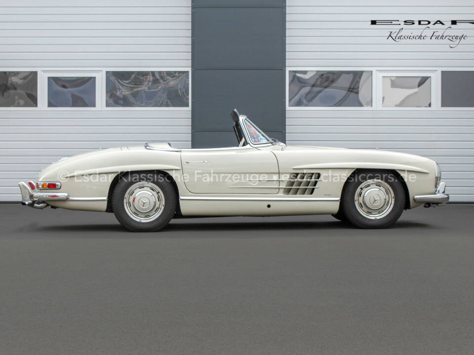 Image 26/38 de Mercedes-Benz 300 SL Roadster (1961)