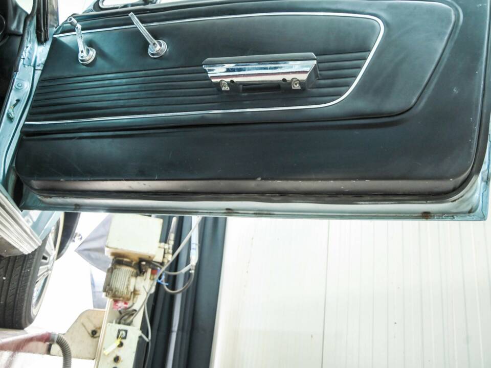 Image 38/50 de Ford Mustang 200 (1966)