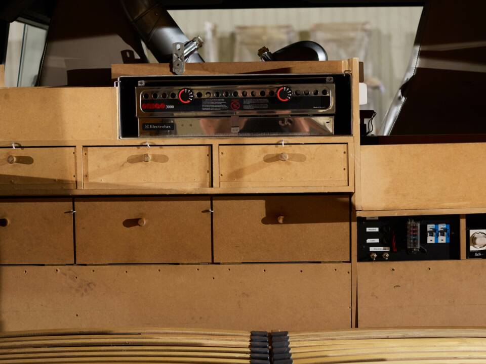 Image 37/68 of Steyr-Puch Pinzgauer 710 K (1973)