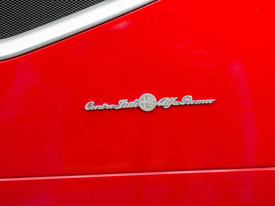 Image 39/50 of Alfa Romeo 8C Spider (2010)