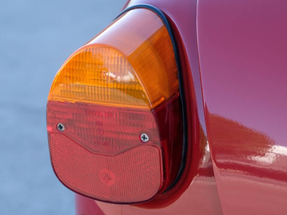 Image 8/59 de Saab 96 V4 (1971)