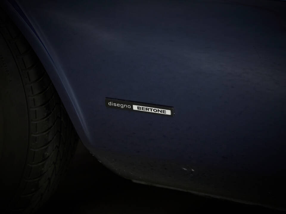 Image 60/100 of Ferrari Dino 308 GT4 (1976)