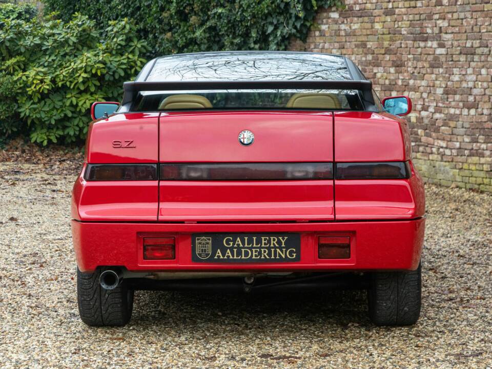Image 6/50 de Alfa Romeo SZ (1991)