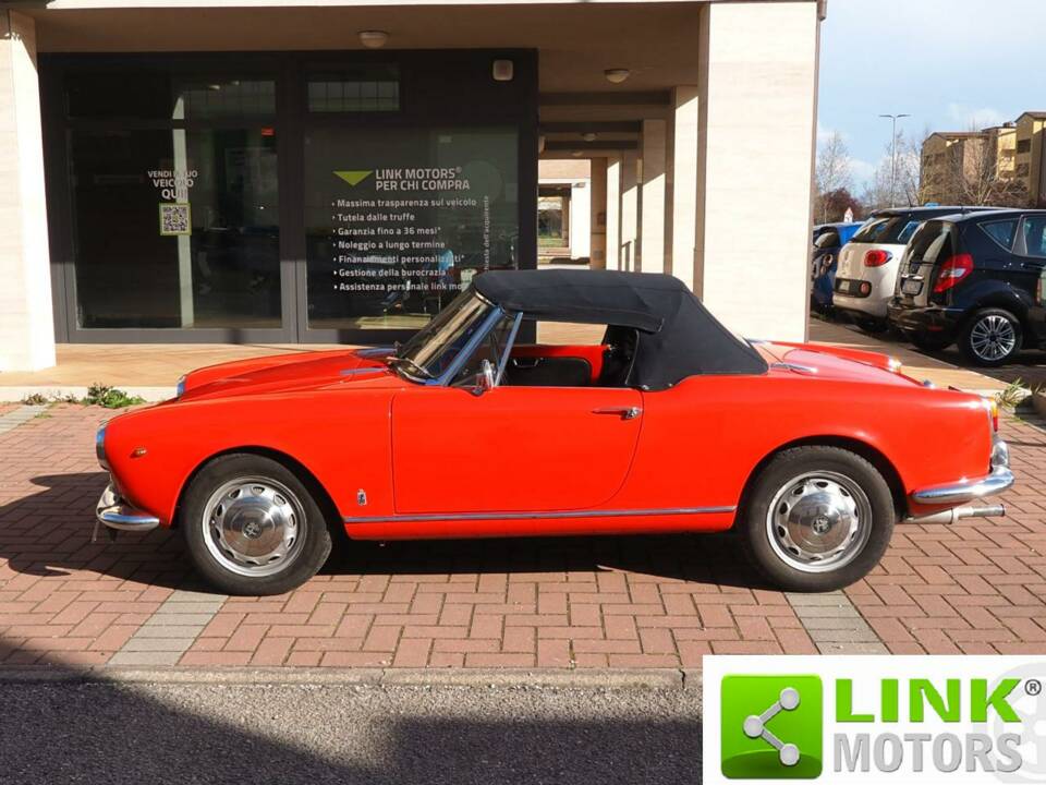 Image 10/10 of Alfa Romeo Giulia 1600 Spider (1963)