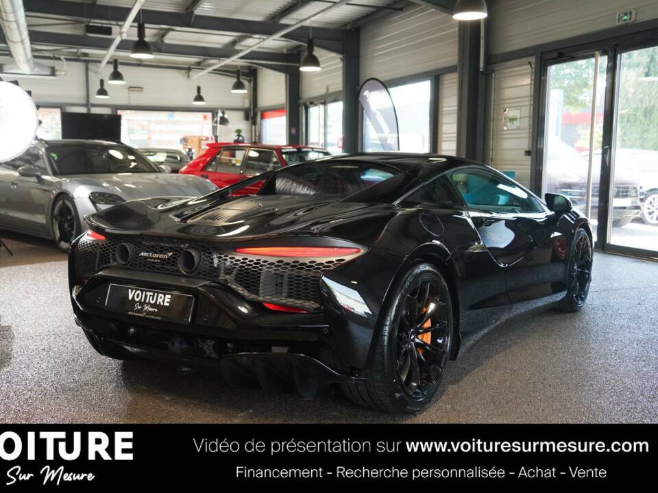 Imagen 2/32 de McLaren Artura (2023)