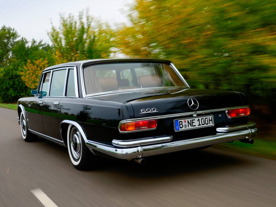 Image 20/78 of Mercedes-Benz 600 (1965)