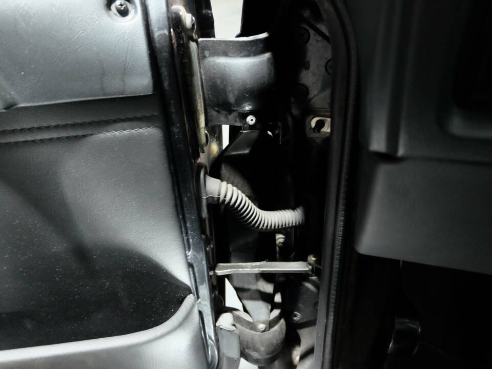 Image 12/35 of BMW M 635 CSi (1984)