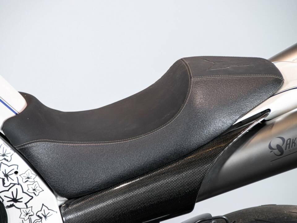 Image 19/50 of Yamaha DUMMY (2007)