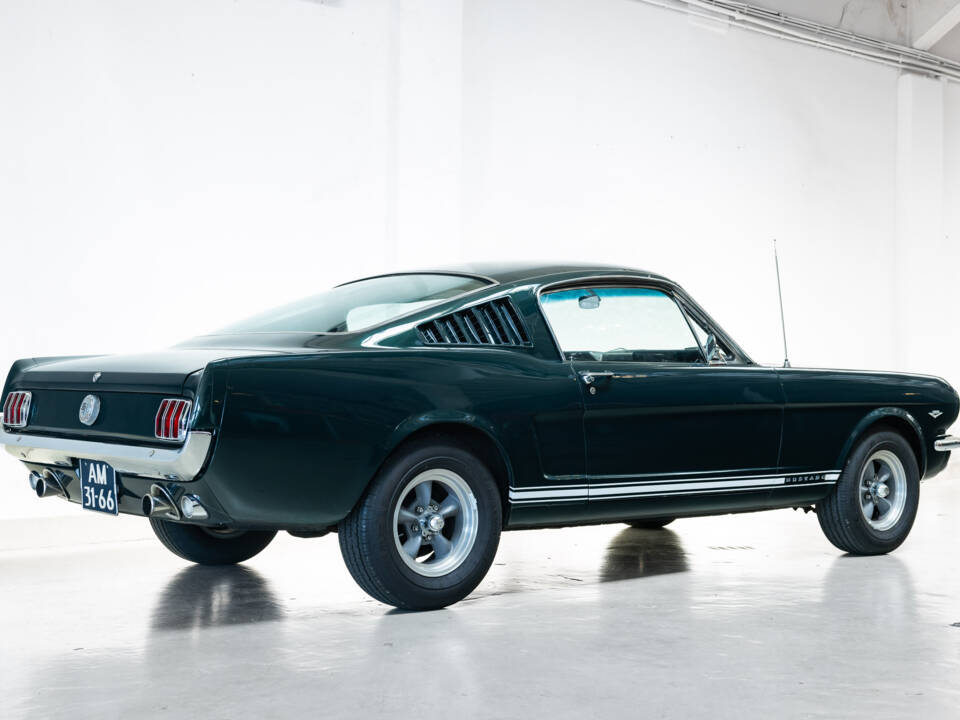 Immagine 4/31 di Ford Mustang GT (1966)