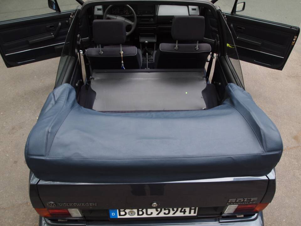Image 132/148 of Volkswagen Golf Mk I Convertible 1.6 (1988)