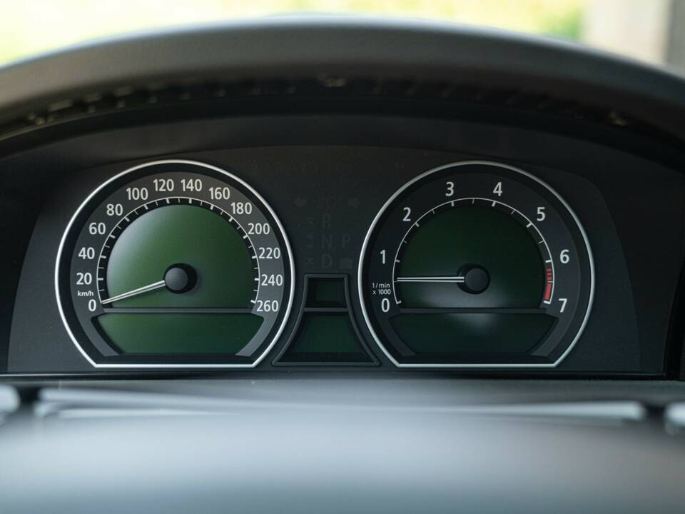 Image 50/50 de BMW 745Li (2001)